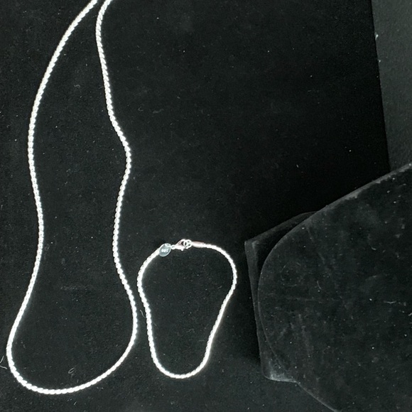 Bracelet and Necklace Set - Picture 4 of 7